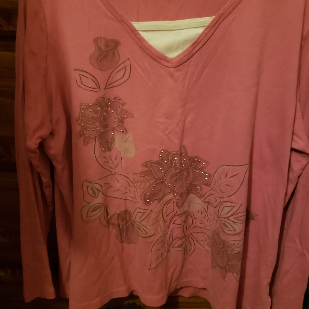 Cute pink top